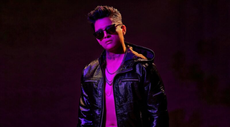 Juan Miguel presenta su primer lanzamiento global “Marcianos”