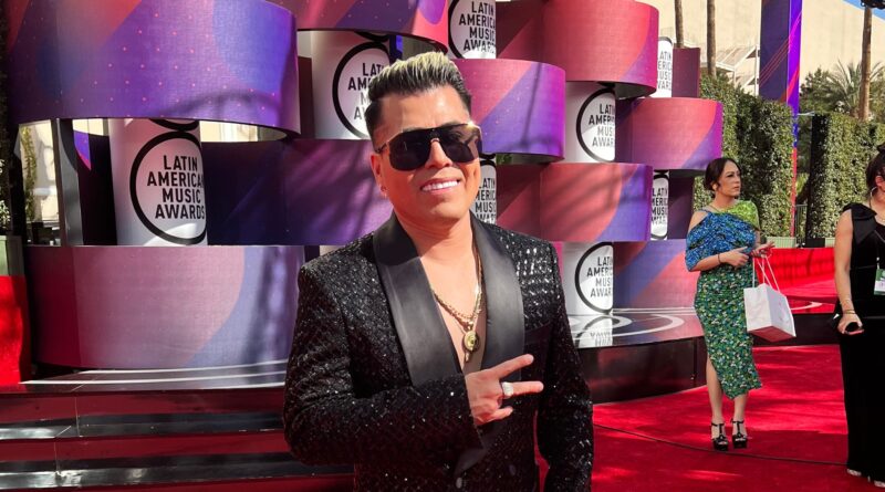 La Cumbia Urbana presente en la alfombra roja de los Latin Amas con ICC