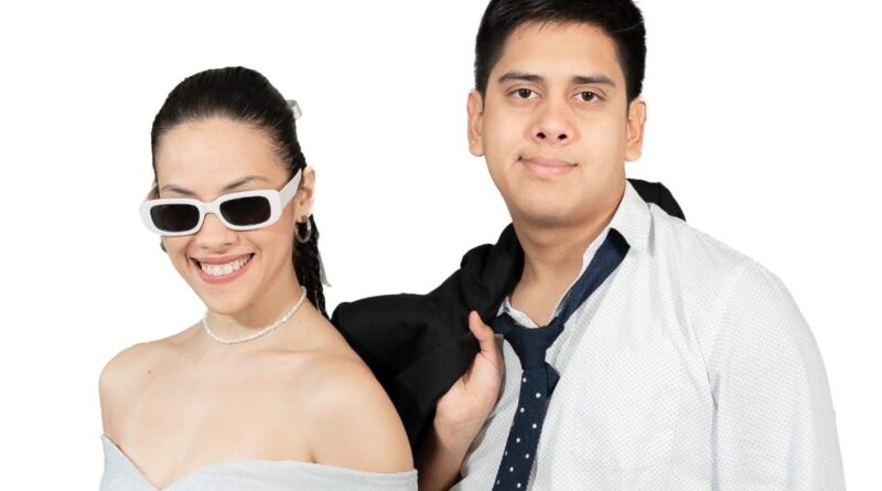 2 actores se confiesan iniciaron funciones con sala llena