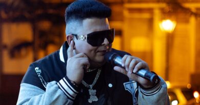 El Pandaa lanza ‘FAN DE SU RELACIÓN’ el himno irónico