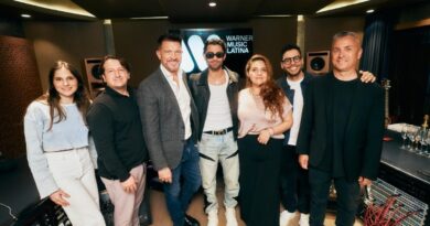 Erick Brian inicia su carrera como solista junto a Warner Music Latina y Big Bad Wolf Music Group