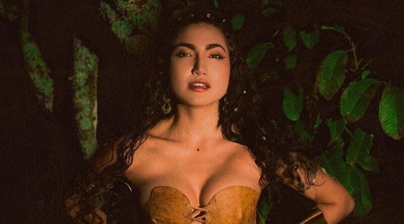 Shalom Mendieta estrena su nuevo EP 'Madera y Cuero'