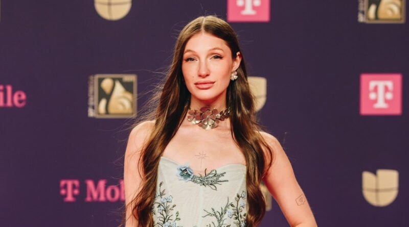 Warner Music Group celebra el impacto de sus talentos en noche de PREMIO LO NUESTRO 2025
