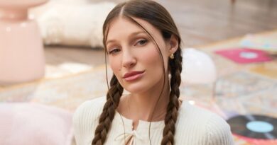 Yami Safdie alcanza el #1 en radio en México y se convierte en un fenómeno Viral Global