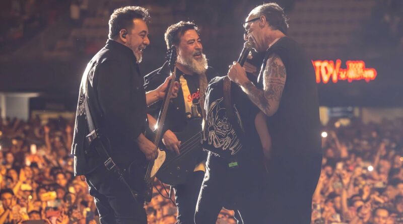 Molotov en el vive latino 2025 con la inesperada aparición de Tito Fuentes