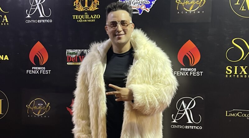 Stiven Saxo DJ gana el premio a Mejor DJ 2025 en los Premios Fénix Reconocido por su fusión única de Tech House Latino y saxofón en vivo
