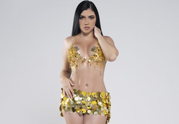 Yenifer Dreams lanza Traka una explosiva fusión de afro house funk brasileño y guaracha