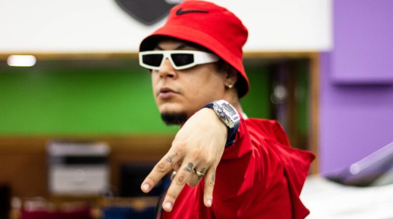 Dosis King Killah presenta sus nuevos temas Aburrida y Tu Prenda música urbana con alma venezolana
