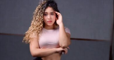 Emily Rose lanza sus nuevos sencillos Qué tal si nos enamoramos y Quizás en otra vida