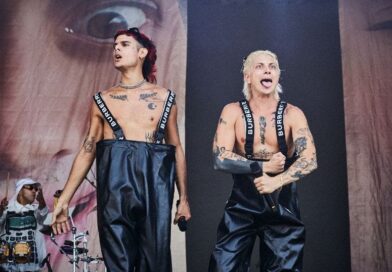 Ca7riel & Paco amoroso culminan una gira electrizante por Europa y Asia