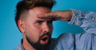 Enrique Rodríguez, la fuerza creativa como Productor Asociado en “Mentiras Procesadas”