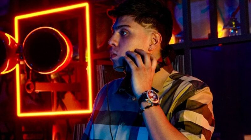 Jhon Echeverry el DJ colombiano que está revolucionando la escena electrónica desde Monterrey