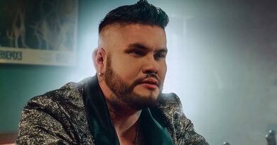 Miller Sebàstian el cantante colombiano ha cautivado al público lanza su emotivo cover de Chayanne