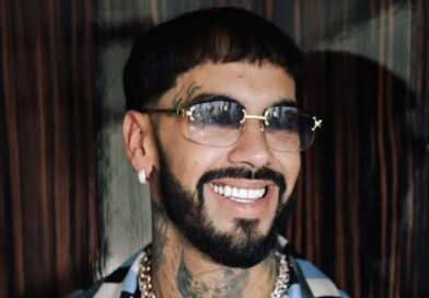 Anuel AA en Medellín Preparando una sorpresa para sus fans colombianos