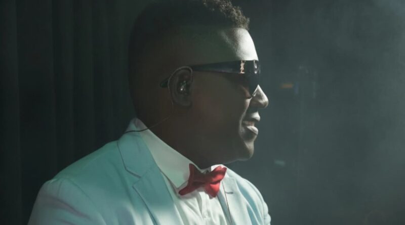 Antony Kris transforma el amor en música con su nuevo sencillo “A un milímetro de ti”