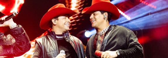 Diego Monroy conquista El Campín junto a Eduin Caz de Fusagasugá a cantar ante 60.000 personas