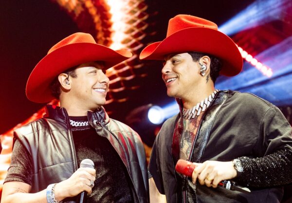 Diego Monroy conquista El Campín junto a Eduin Caz de Fusagasugá a cantar ante 60.000 personas