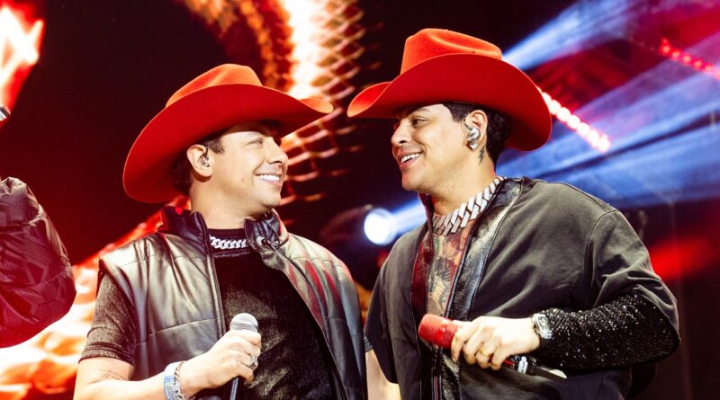 Diego Monroy conquista El Campín junto a Eduin Caz de Fusagasugá a cantar ante 60.000 personas