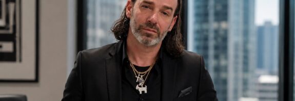 El productor Dr Diubell abre oportunidades globales para artistas emergentes
