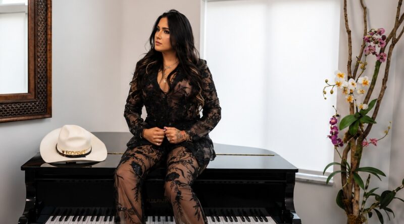 Annakarina apuesta por los Latin Grammy con “Katarsis”
