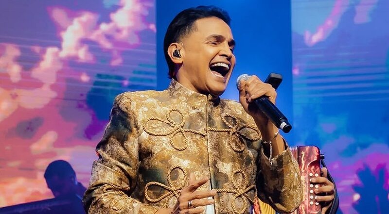 Jorge Celedón celebra el vallenato en Bogotá y anuncia concierto en Medellín
