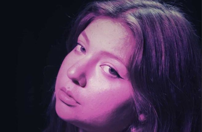 Mandi Belén presenta “Odio”, su nuevo videoclip de pop alternativo chileno